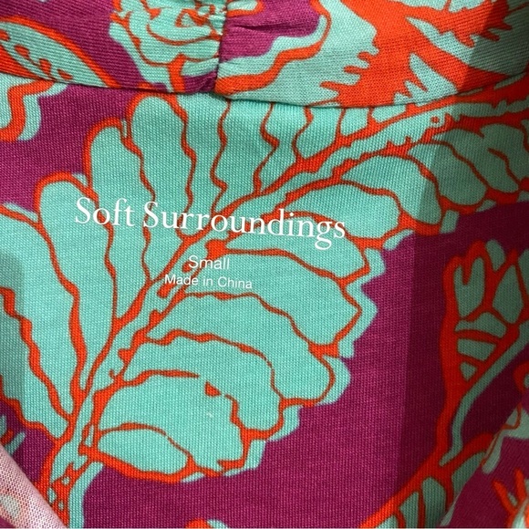 Soft Surroundings NWT Short Sleeve Top, Coral & Turquise Floral Tropical - Picture 2 of 6